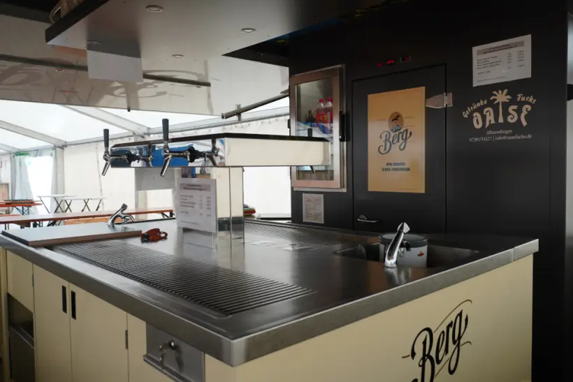 berg ausschankwagen 3